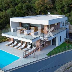 RIJEKA (okolica) - Prekrasna villa s pogledom na more!