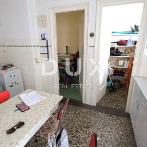 RIJEKA, PEĆINE - Samostojeća vila s pogledom na more