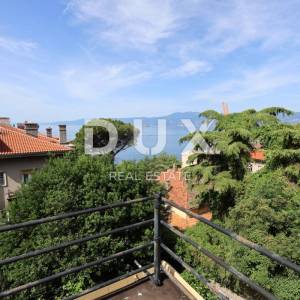 RIJEKA, PEĆINE - Samostojeća vila s pogledom na more