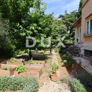 RIJEKA, PEĆINE - Samostojeća vila s pogledom na more