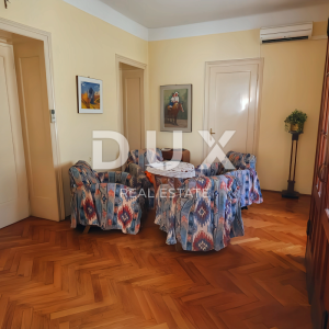 RIJEKA, PEĆINE - Samostojeća vila s pogledom na more