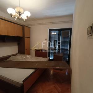 Rijeka, Pehlin, 412m2, kuća s 3 stana, velika okućnica