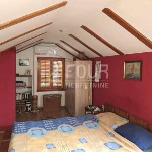 Rijeka, Pehlin, kuća u nizu, 70m2, veranda, pogled na more