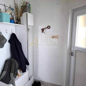 Rijeka, Pehlin, kuća u nizu, 70m2, veranda, pogled na more