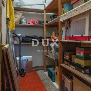 RIJEKA, PODMURVICE 3SB + DB SA OKUĆNICOM