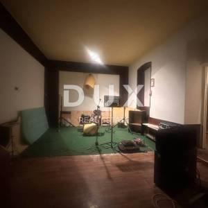 RIJEKA, poslovni prostor 146,09 m2, u širem centru grada, snižena cijena, prilika!