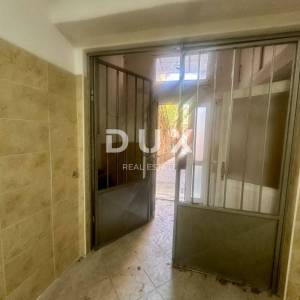 RIJEKA - poslovni prostor 55,48 m2 u širem centru grada