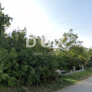 RIJEKA, RUJEVICA- građevinsko zemljište 2.084m2 s pogledom na more za stambenu zgradu- stanove/ apartmane/ obiteljsku kuću/ vil...