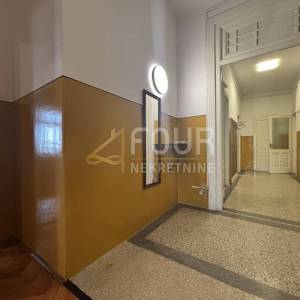 Rijeka, širi Centar, 172.32m2, 5s+db