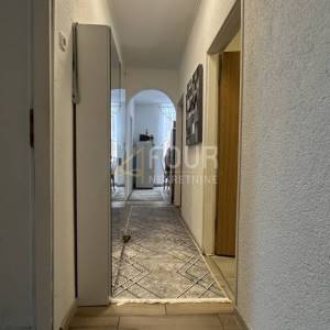 Rijeka - širi centar, 70.46m2, 3skl, namješten stan