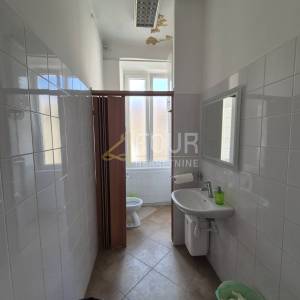 Rijeka, širi Centar, 97.45m2, 3skl, balkon