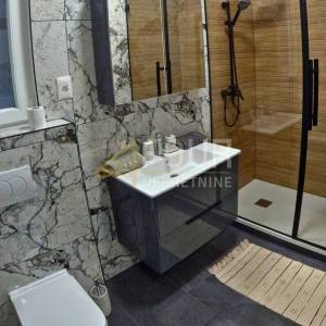 Rijeka, širi Centar, 98.48m2, 4s+db, balkon, adaptiran gospodski stan!
