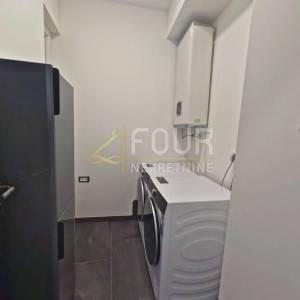 Rijeka, širi Centar, 98.48m2, 4s+db, balkon, adaptiran gospodski stan!