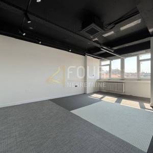 Rijeka, širi Centar, poslovni prostor, 140.56m2