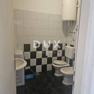 RIJEKA, ŠKURINJE - Stan sa dva odvojena apartmana sa čak 5 spavaćih soba