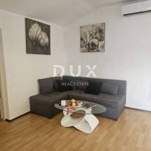 RIJEKA, ŠKURINJE - Stan sa dva odvojena apartmana sa čak 5 spavaćih soba