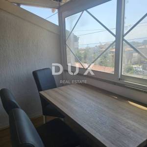 RIJEKA, ŠKURINJE - Stan sa dva odvojena apartmana sa čak 5 spavaćih soba