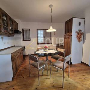 Rijeka, Srdoči, 72.92m2, 1s+db, lođa, pogled na more