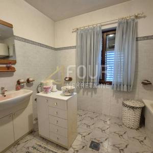 Rijeka, Srdoči, 72.92m2, 1s+db, lođa, pogled na more