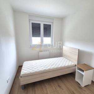 Rijeka, Srdoči, 82.02m2, 3s+db, lođa, garaža