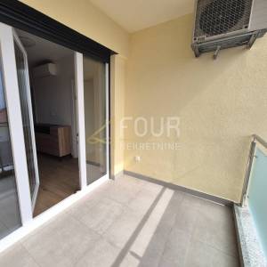 Rijeka, Srdoči, 82.02m2, 3s+db, lođa, garaža