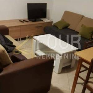 Rijeka, Srdoči, etaža 74.46m2 u naravi 2 stana (1skl + gars)
