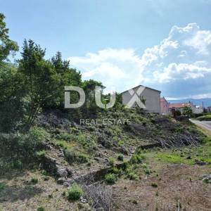 RIJEKA, SRDOČI- građevinsko zemljište 1494m2 za stambenu zgradu–stanove/ apartmane/ obiteljsku kuću/ villu