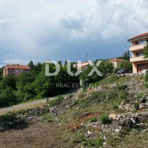 RIJEKA, SRDOČI- građevinsko zemljište 1494m2 za stambenu zgradu–stanove/ apartmane/ obiteljsku kuću/ villu