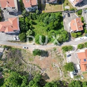 RIJEKA, SRDOČI- građevinsko zemljište 1500m2 za stambenu zgradu–stanove/ apartmane/ obiteljsku kuću/ villu