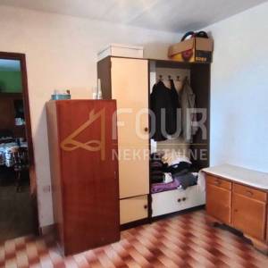 Rijeka, Srdoči, kuća 220m2, prilika za investiciju!!