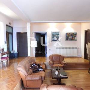 RIJEKA, SRDOČI, MARTINKOVAC- obiteljska kuća 330m2 s panoramskom pogledom na more+ okoliš 1450m2