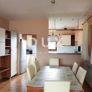 RIJEKA, SRDOČI, MARTINKOVAC- obiteljska kuća 330m2 s panoramskom pogledom na more+ okoliš 1450m2