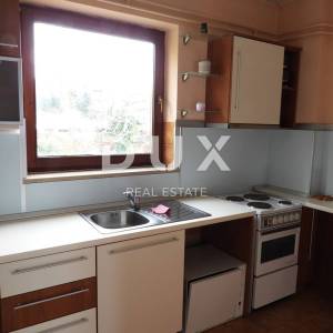 RIJEKA, SRDOČI, MARTINKOVAC- obiteljska kuća 330m2 s panoramskom pogledom na more+ okoliš 1450m2