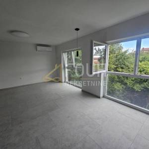 Rijeka, Srdoči, novogradnja, 1s+db, balkon, krovna terasa