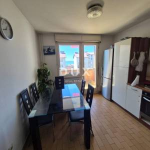 RIJEKA, SRDOČI- stan na traženoj lokaciji 65,16 m2, prilika!