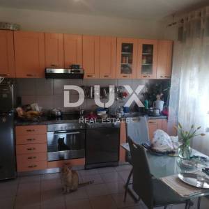 RIJEKA, TRSAT - 3S+DB stan 110 m2, mirna obiteljska lokacija s predivnim pogledom!