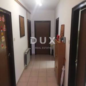 RIJEKA, TRSAT - 3S+DB stan 110 m2, mirna obiteljska lokacija s predivnim pogledom!
