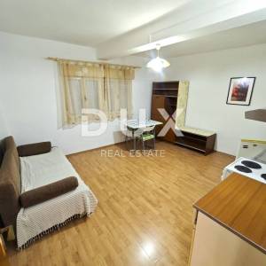 RIJEKA, TRSAT - Garsonijera s terasom, PRILIKA!