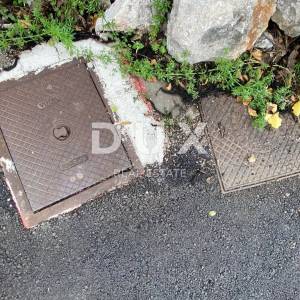 RIJEKA, TRSAT - građevinsko zemljište 3.788 m2 u centru Trsata sportsko rekreacijske namjene, sport R1! PRILIKA!