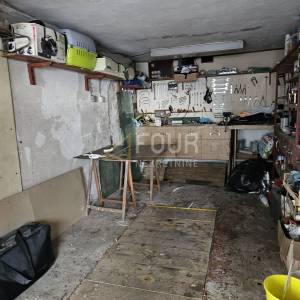 Rijeka, Trsat, kuća s 3 stana i pogledom na more, garaža