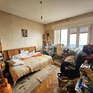 Rijeka, Trsat, kuća s 3 stana i pogledom na more, garaža