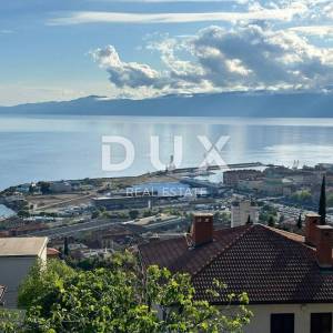 RIJEKA, TRSAT, vrhunski 2s+db stan s okućnicom na top lokaciji