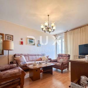 RIJEKA, TURNIĆ - 3SKL, lođa, pogled na more, nova fasada