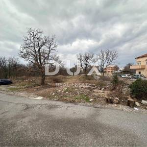 RIJEKA, VIŠKOVO - građevinsko zemljište 805 m2 za stambenu zgradu / stanove / apartmane / obiteljsku kuću! PRILIKA!!!