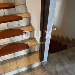 RIJEKA, VIŠKOVO - KUĆA NA 3 ETAŽE + DVORIŠNA ZGRADA SA 2 STANA I GARAŽOM!!! PRILIKA!!!