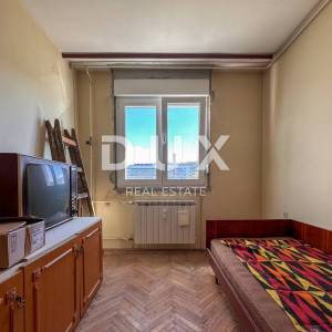 RIJEKA, VOJAK - 3SKL, lođa, pogled na more, nova fasada