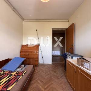 RIJEKA, VOJAK - 3SKL, lođa, pogled na more, nova fasada