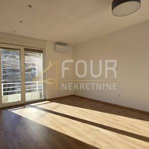 Rijeka, Vojak, 97m2, 3skl, balkon