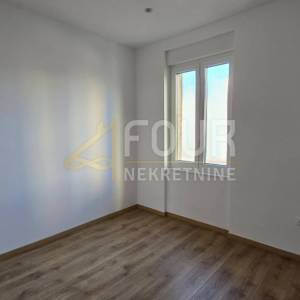 Rijeka, Vojak, 97m2, 3skl, balkon