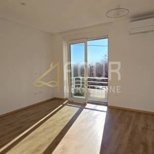 Rijeka, Vojak, 97m2, 3skl, balkon